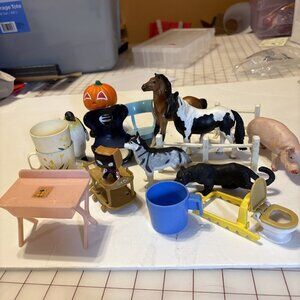 Schleich Black White Horse similar "Country Life" toys Items DH Furniture Pics